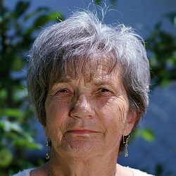 Agnes Domhof